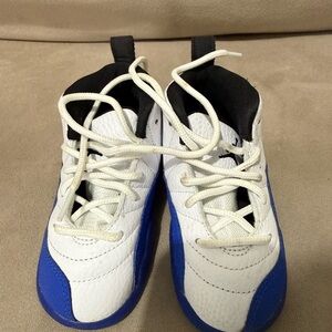 Kids White and Blue Sneakers Toddler size 8